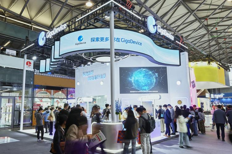 上海信息科技闪耀2025上海慕展 创新产品与解决方案全景亮相